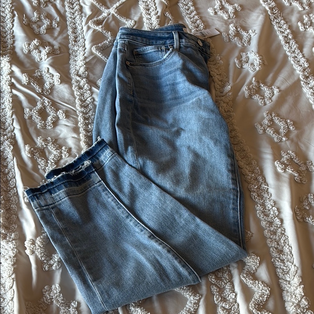 BRAND NEW LOFT JEANS!